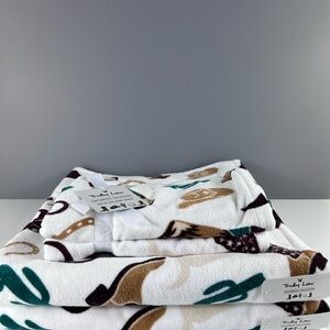 Truly Lou Southwest Collection - 4 Piece Bath Towel Set Cowboy Boots Hat NEW